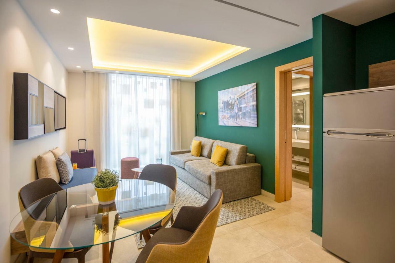 Adagio Premium Center شقة فندقية 4*